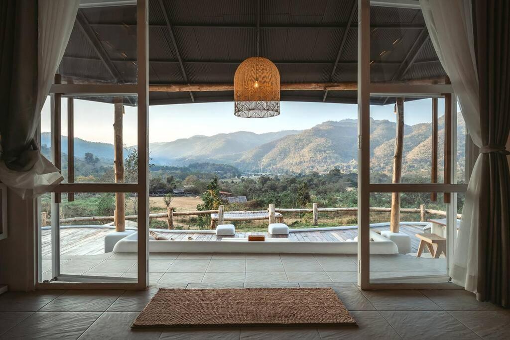 Elephantpoolvilla Maetang Chiangmai Ban Muang Kut Exteriör bild